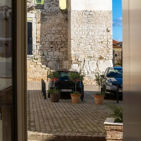 Perla Apartment *