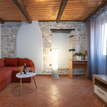 Apartment Perla
